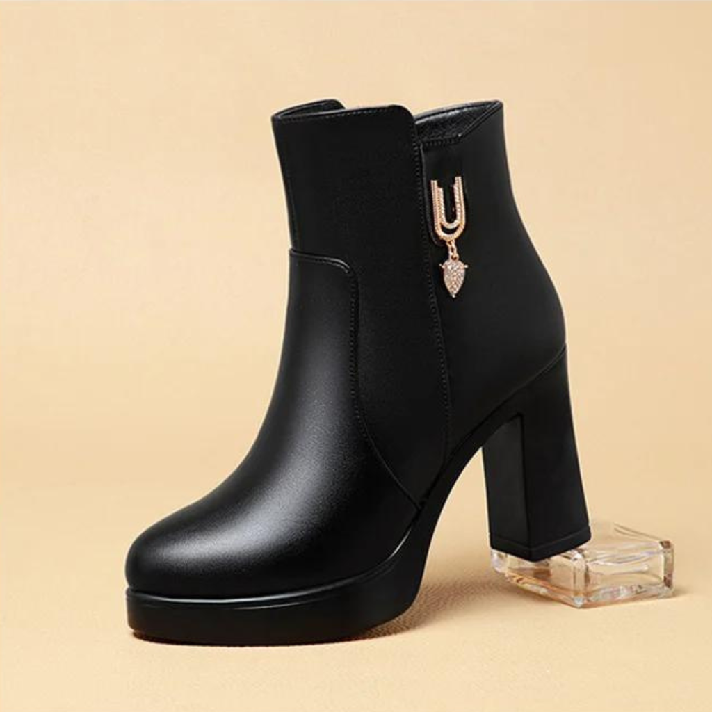 Bota Feminina de Couro Aveludada Luxo