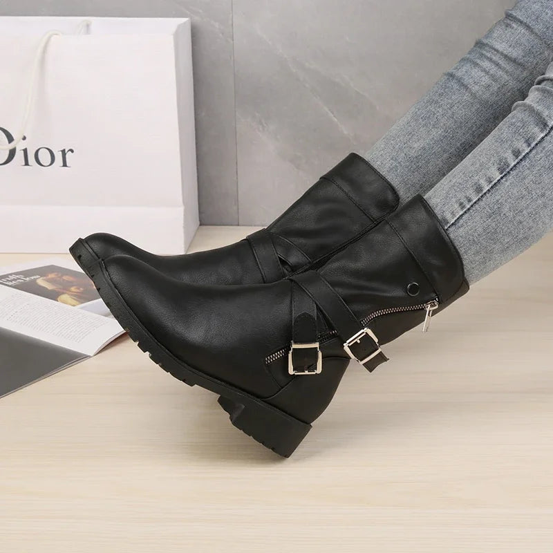 Bota Feminina de Couro Clássica Casual