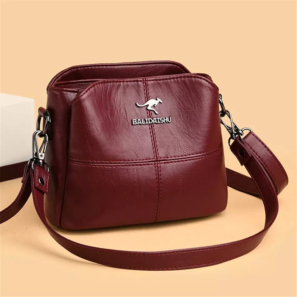 bolsa-feminina-em-couro-genuino-hernandes-classic-alca-de-brinde-9754071 - Kabani