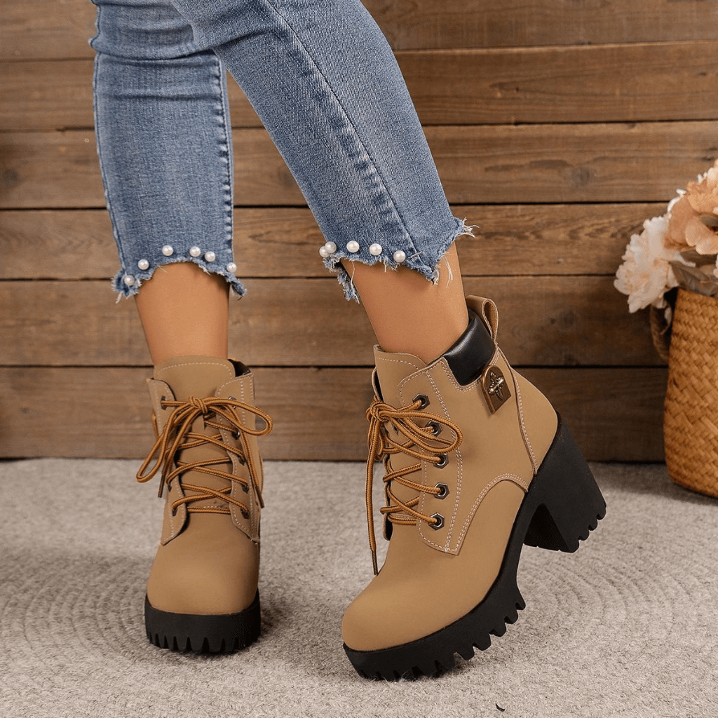 bota-feminina-de-couro-chelse-7663081 - Kabani