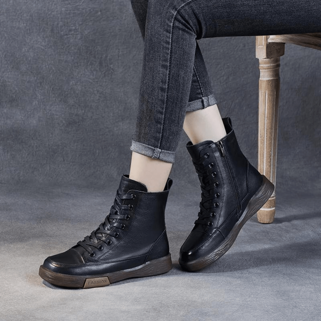 bota-feminina-de-couro-christy-6172630 - Kabani
