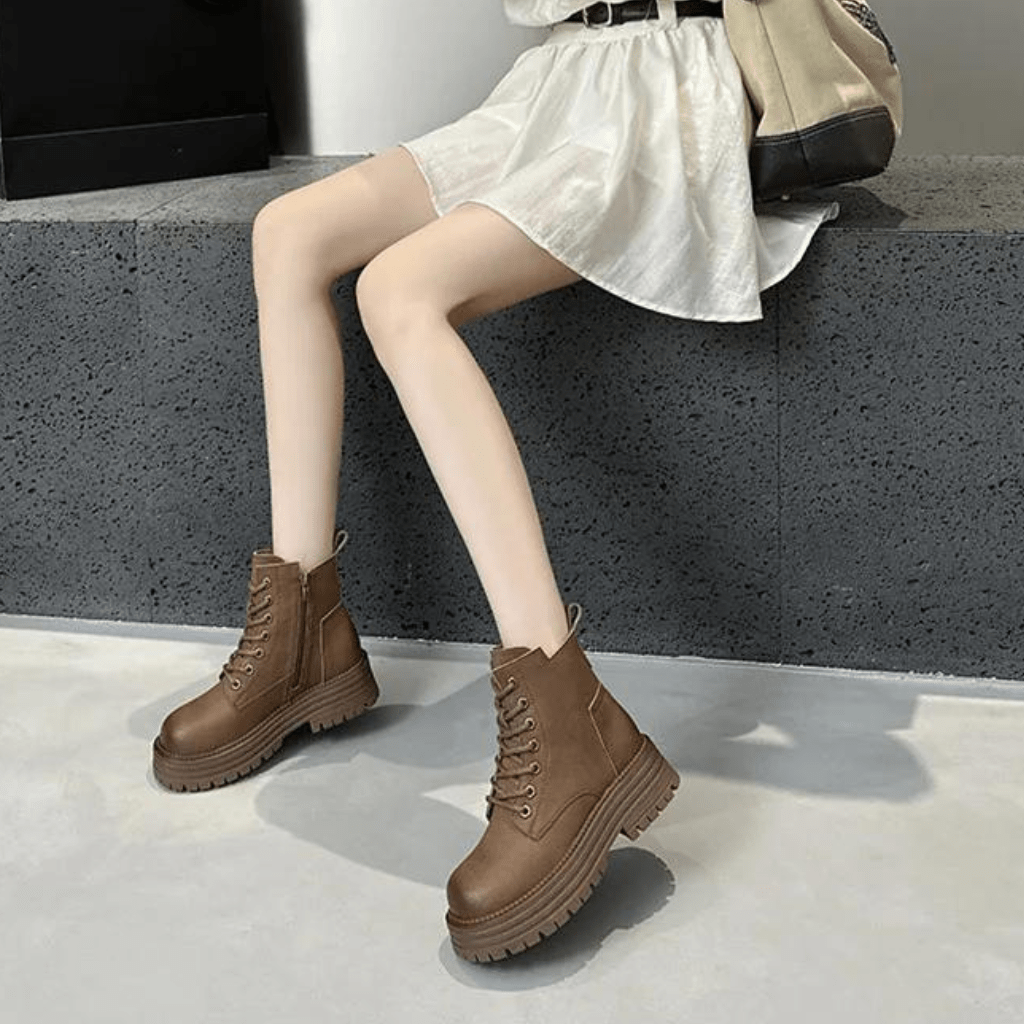 bota-feminina-de-couro-dakota-3464811 - Kabani