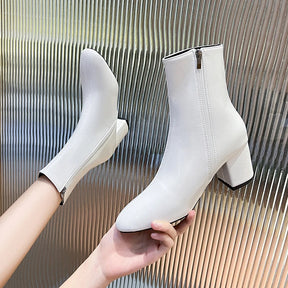 Bota Feminina de Couro Kimberly