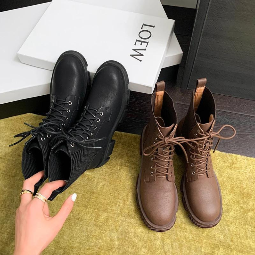 Bota Feminina de Couro Kristy
