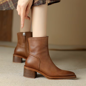 Bota Feminina de Couro Gregória