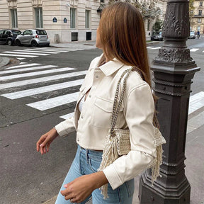 Jaqueta Feminina Cropped de Inverno em Couro Amber