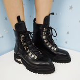 Bota Feminina Coturno de Couro Crimson