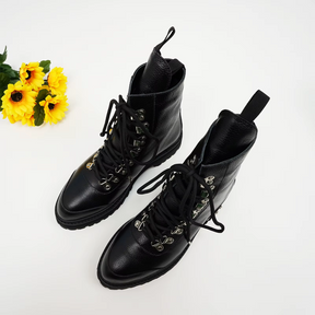 Bota Feminina Coturno de Couro Crimson