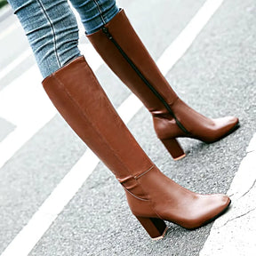 Bota Feminina de Couro Cano Alto Ladie