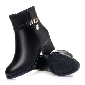 Bota Feminina de Couro Inverno Plus