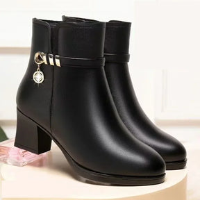 Bota Feminina de Couro Inverno Plus