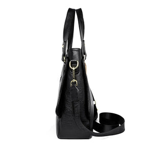 Bolsa Feminina em Couro Genuíno -  Beatrice Lamberti