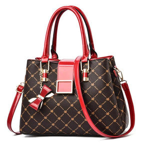 bolsa-feminina-em-couro-genuino-astonini-2811216 - Kabani