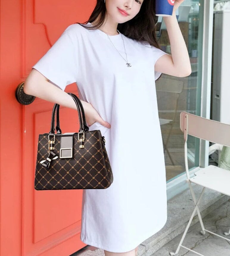 bolsa-feminina-em-couro-genuino-astonini-7438385 - Kabani