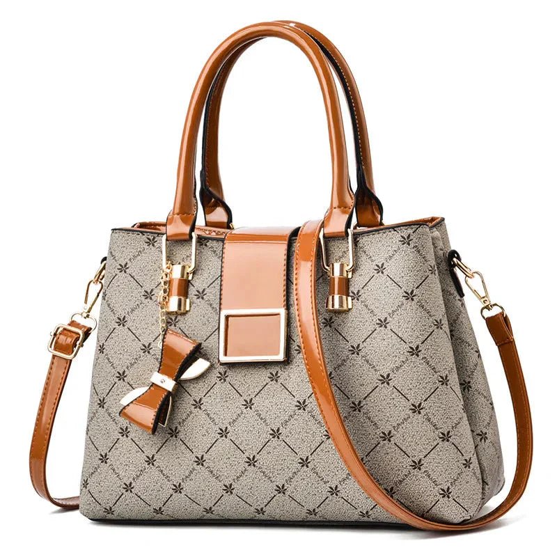 bolsa-feminina-em-couro-genuino-astonini-9035987 - Kabani