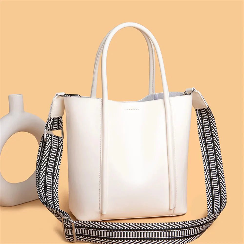bolsa-feminina-em-couro-genuino-levy-premium-1138788 - Kabani