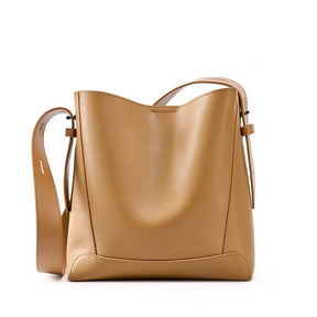 bolsa-feminina-em-couro-genuino-stevens-6771114 - Kabani