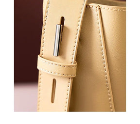 bolsa-feminina-em-couro-genuino-stevens-9475359 - Kabani
