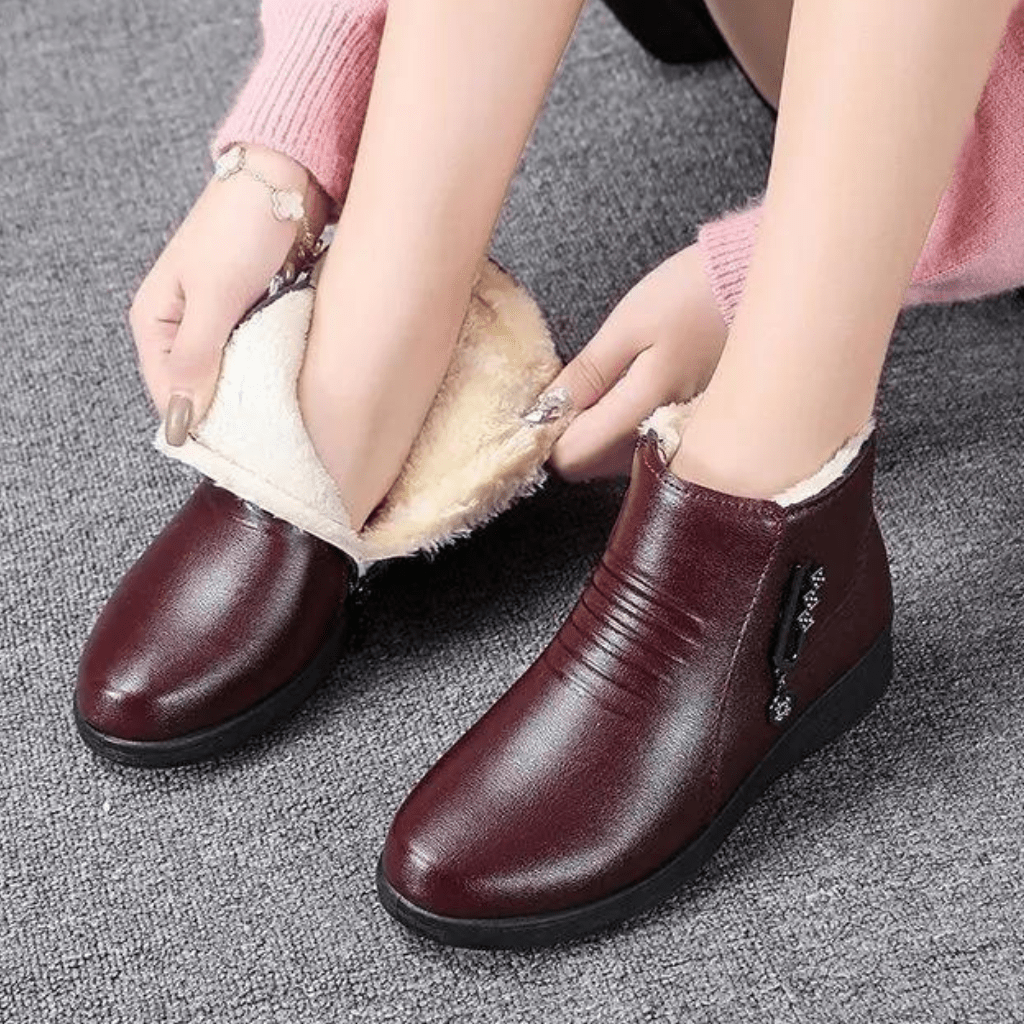 bota-feminina-de-couro-alexis-2986756 - Kabani