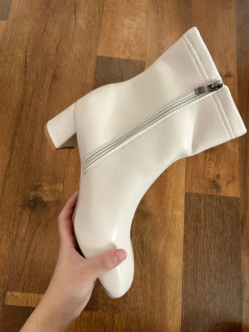 bota-feminina-de-couro-aveludada-heritage-7077102 - Kabani