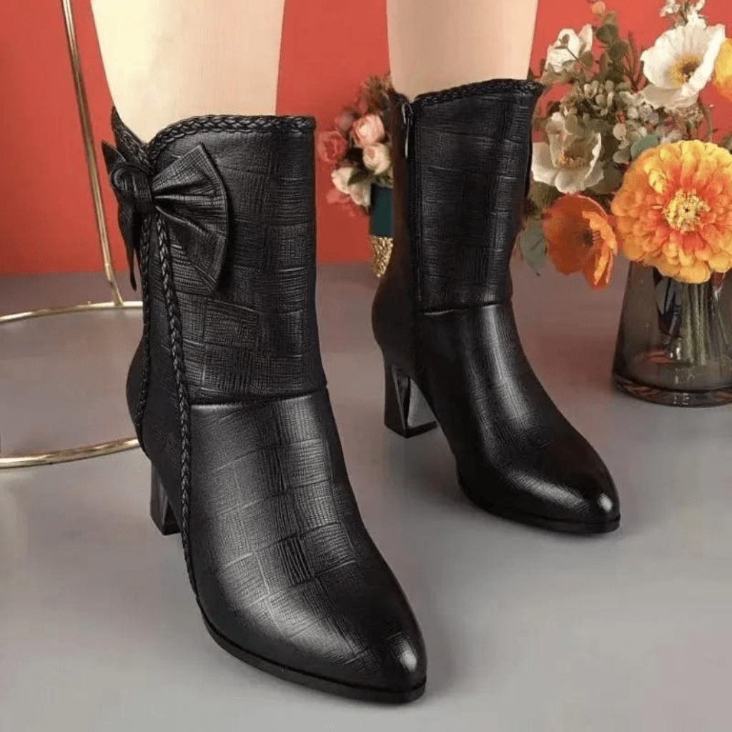 bota-feminina-de-couro-aveludada-isadora-7845025 - Kabani