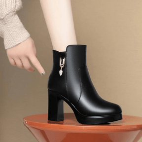 bota-feminina-de-couro-aveludada-merlin-6145705 - Kabani