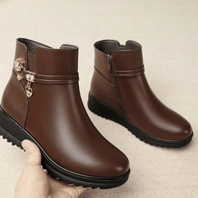 bota-feminina-de-couro-aveludada-stelle-5662643 - Kabani