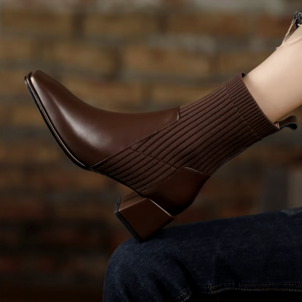 Bota Feminina de Couro Beatrice - Kabani