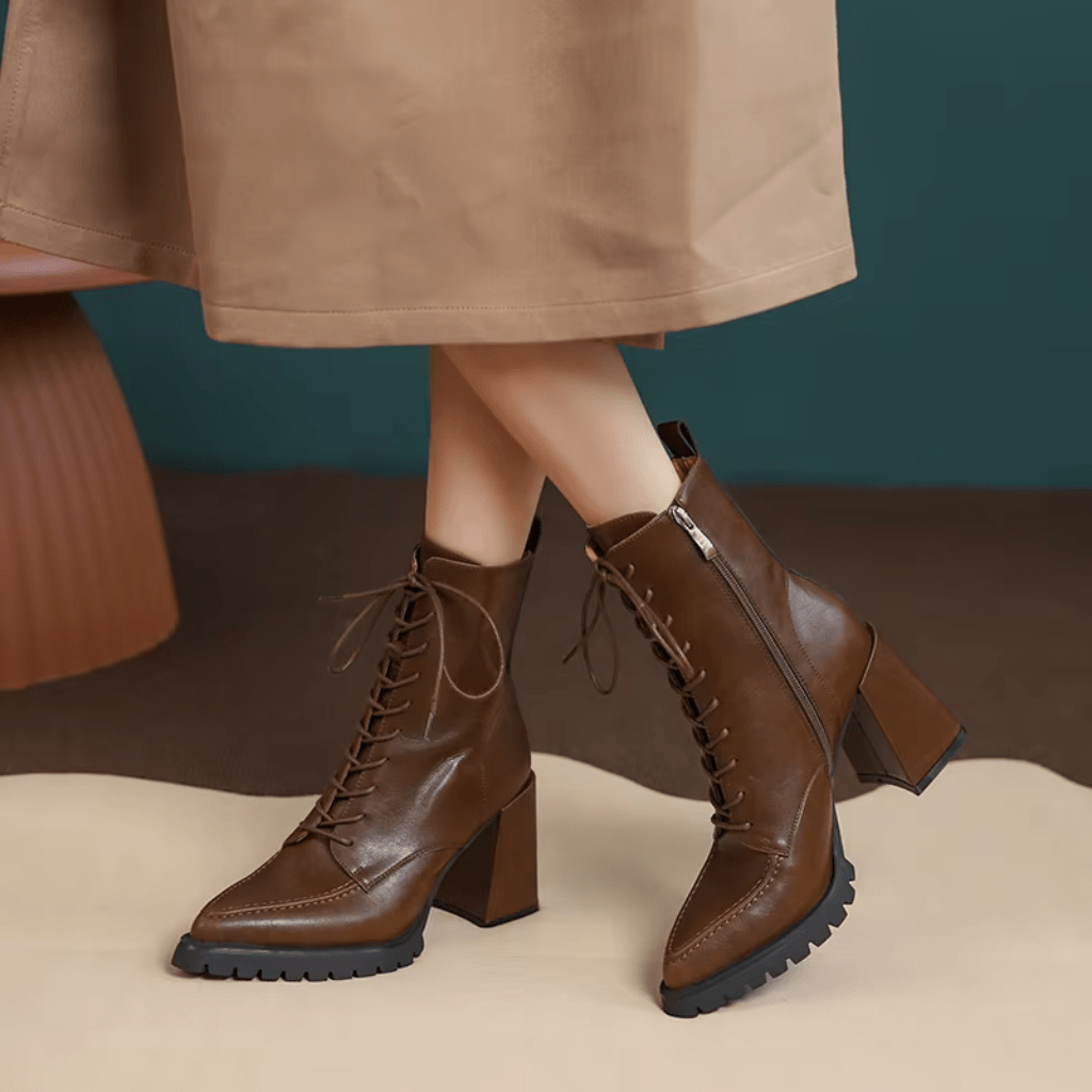 bota-feminina-de-couro-betina-6518416 - Kabani