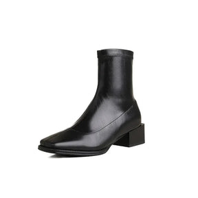bota-feminina-de-couro-bico-quadrado-3034948 - Kabani