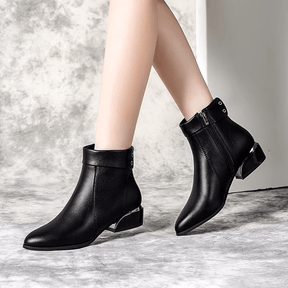 bota-feminina-de-couro-britanico-5242562 - Kabani