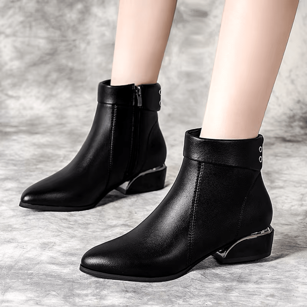 bota-feminina-de-couro-britanico-7248849 - Kabani