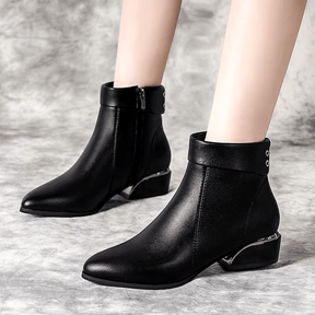 bota-feminina-de-couro-britanico-7248849 - Kabani