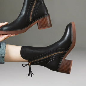 bota-feminina-de-couro-brooklyn-5706163 - Kabani