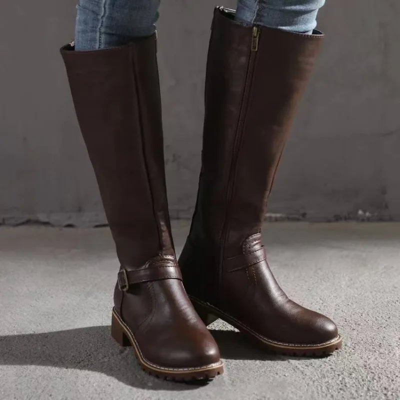 bota-feminina-de-couro-cano-alto-classica-8091363 - Kabani