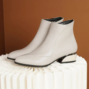 bota-feminina-de-couro-cano-baixo-nevea-5456034 - Kabani