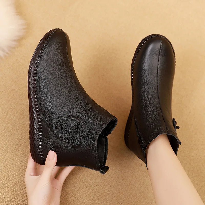 bota-feminina-de-couro-cano-curto-beks-5419992 - Kabani