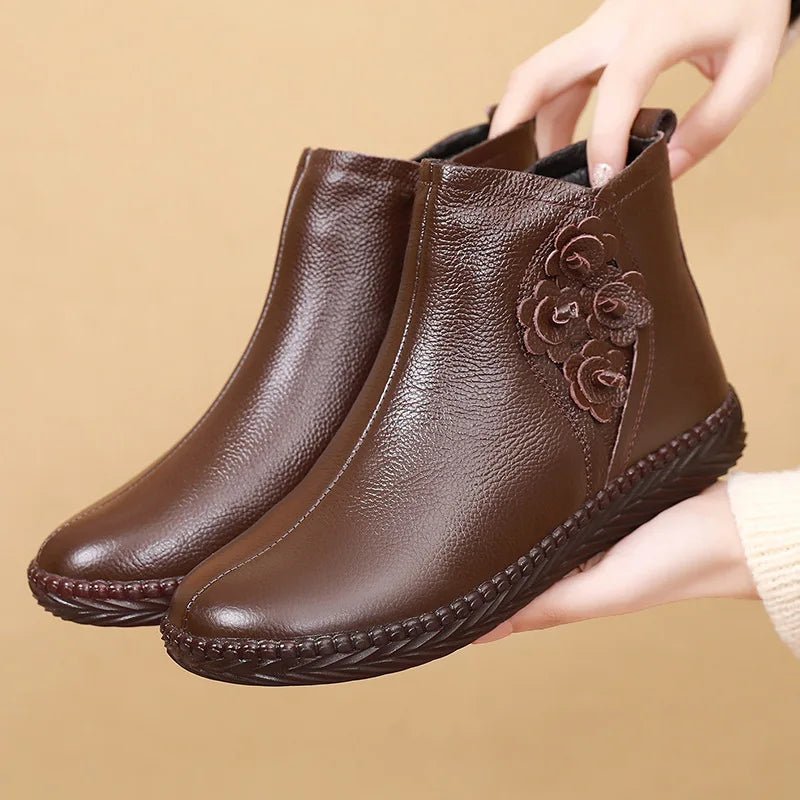 bota-feminina-de-couro-cano-curto-beks-5920581 - Kabani