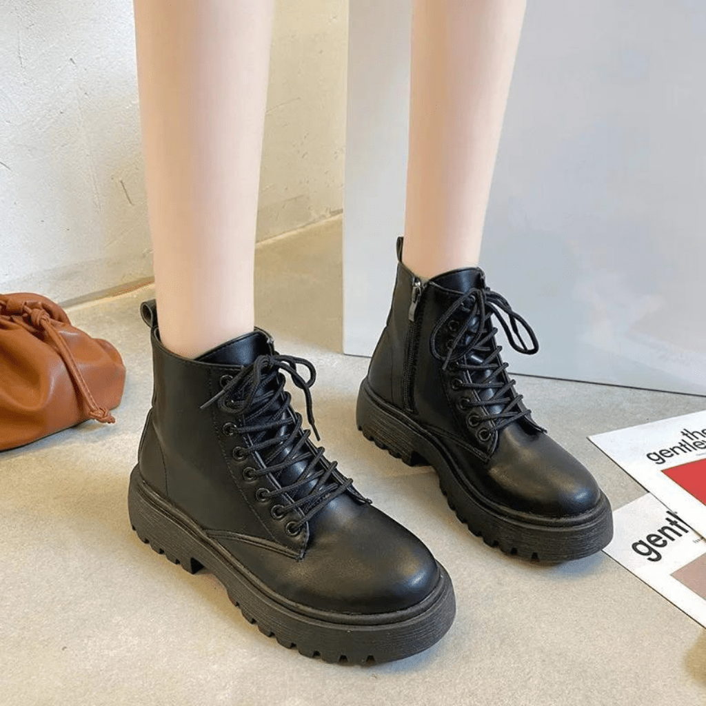 bota-feminina-de-couro-cano-curto-luna-5212227 - Kabani