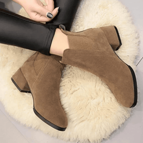 bota-feminina-de-couro-casual-slip-5909670 - Kabani