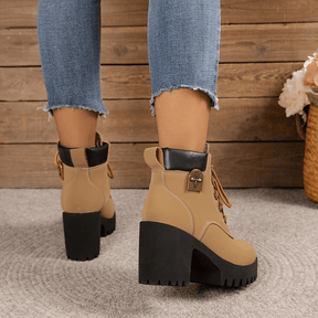 bota-feminina-de-couro-chelse-1903785 - Kabani