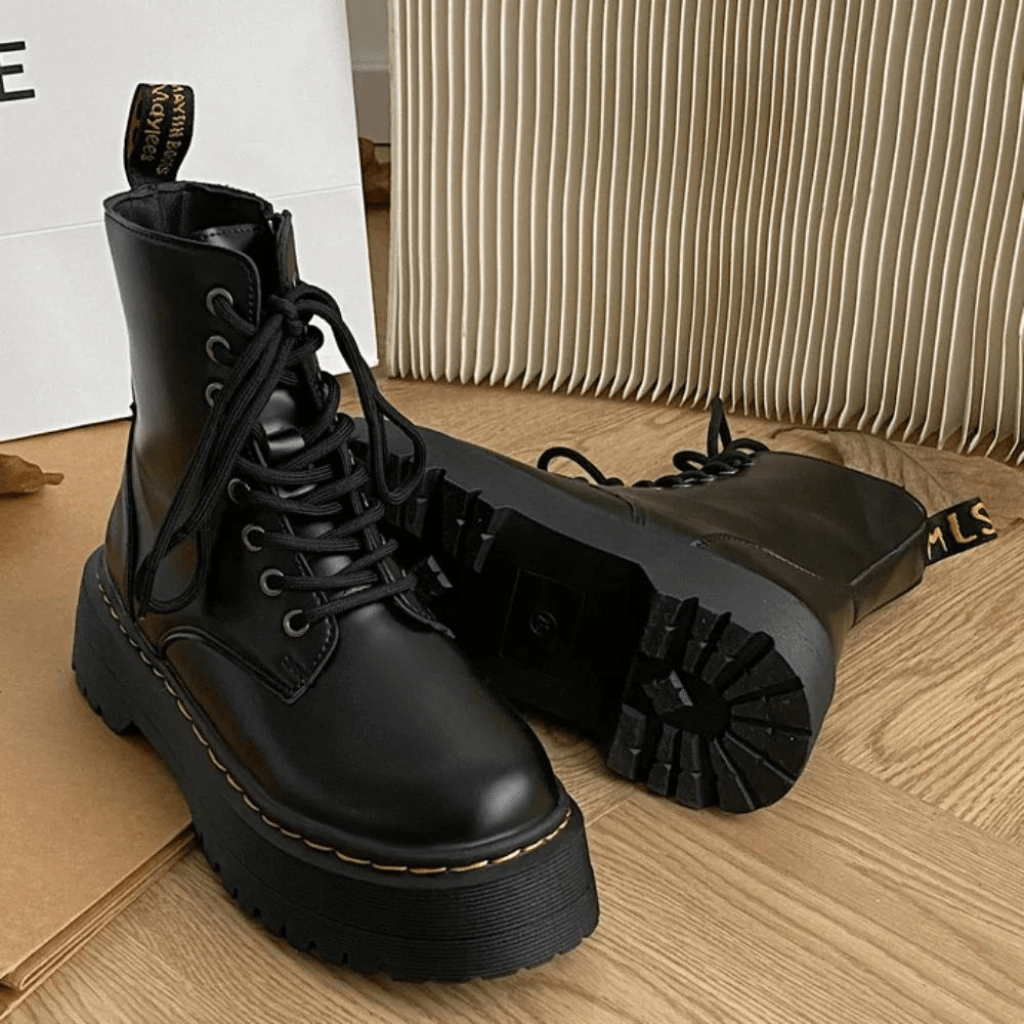 bota-feminina-de-couro-chelsea-1563243 - Kabani