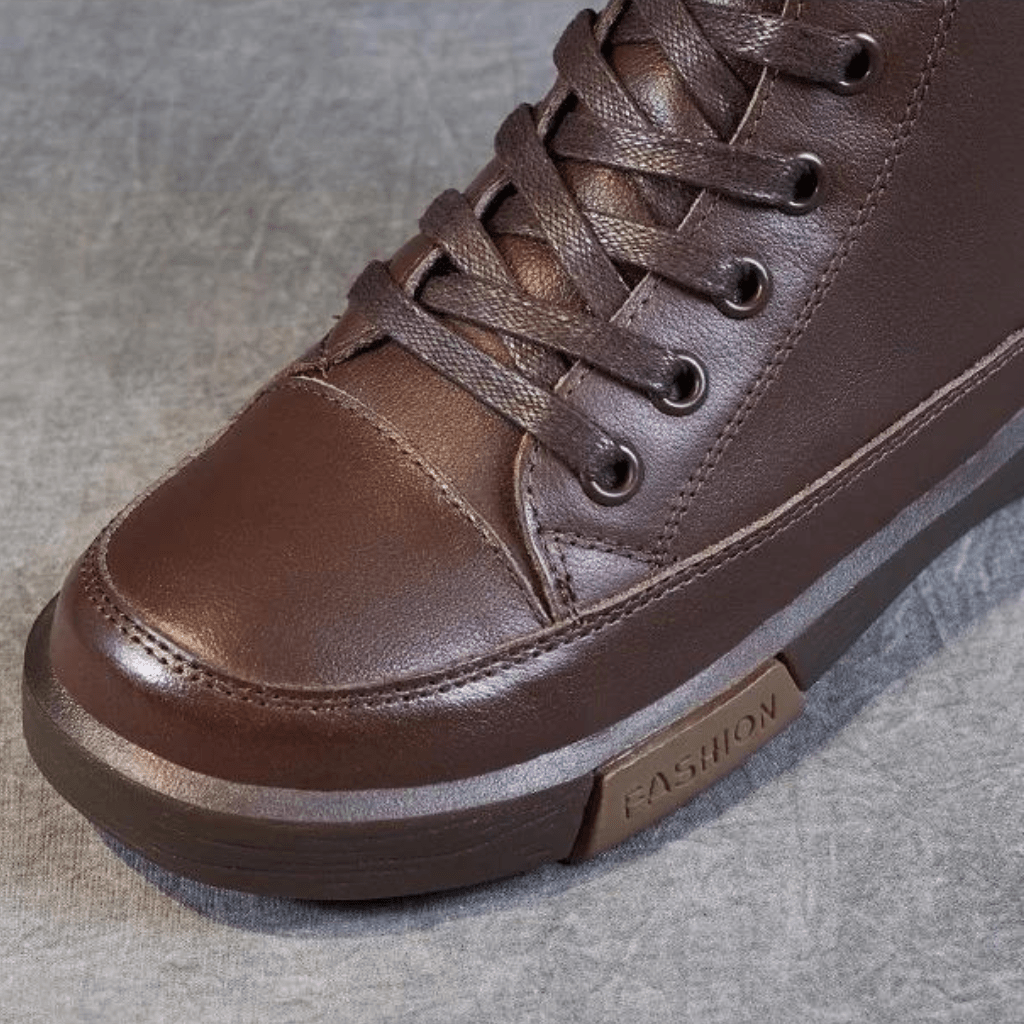 bota-feminina-de-couro-christy-7339771 - Kabani