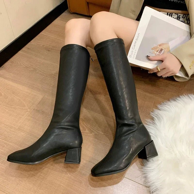 bota-feminina-de-couro-classica-cano-alto-4236408 - Kabani