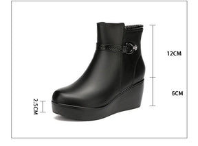 bota-feminina-de-couro-classy-3894743 - Kabani