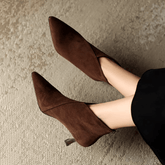 bota-feminina-de-couro-com-salto-amber-2889350 - Kabani
