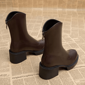 bota-feminina-de-couro-com-salto-collen-3933797 - Kabani