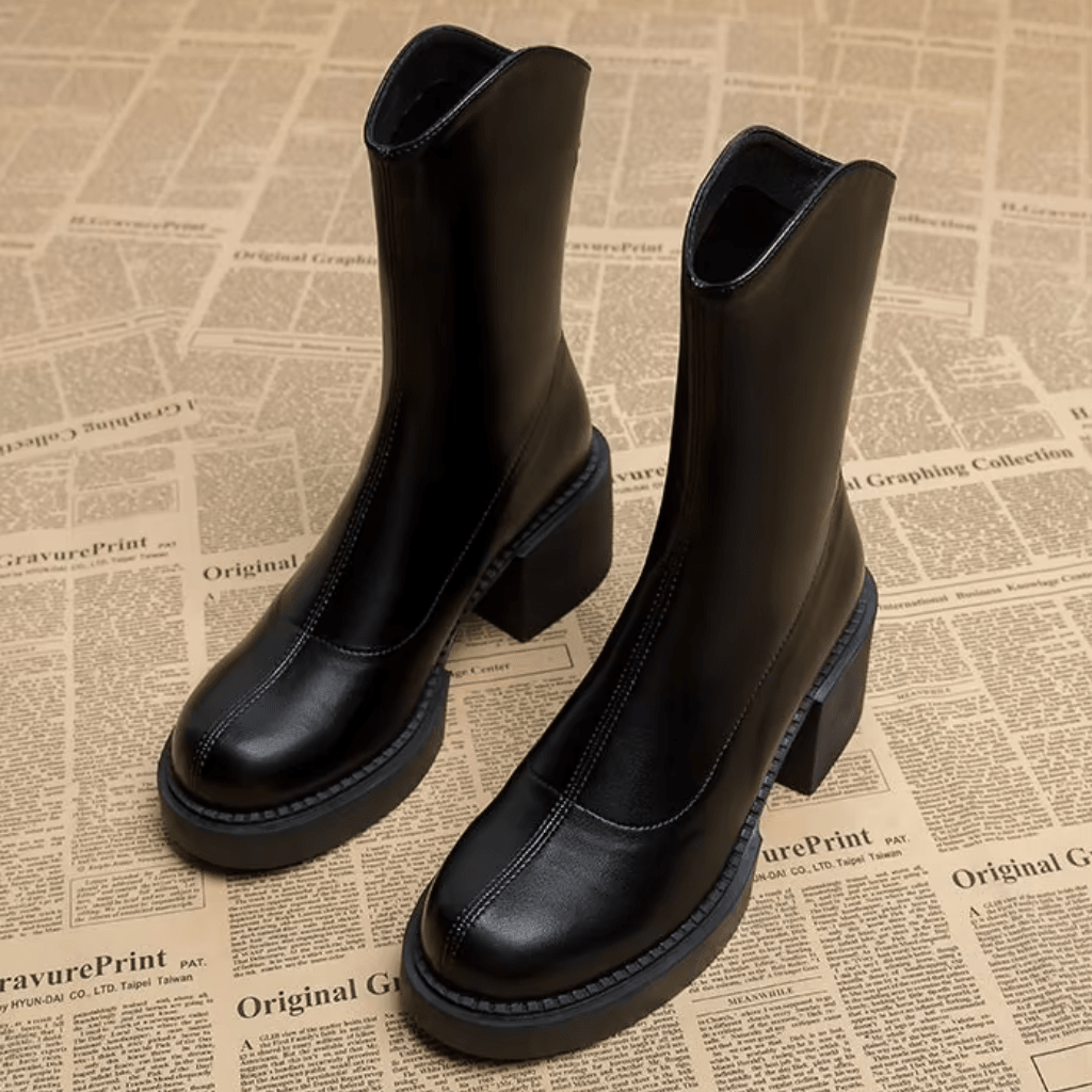 bota-feminina-de-couro-com-salto-collen-4740374 - Kabani