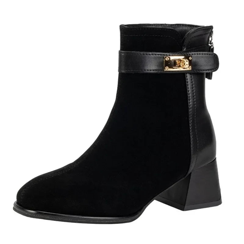 bota-feminina-de-couro-com-salto-europe-5577887 - Kabani