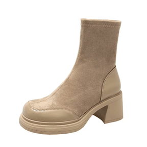 bota-feminina-de-couro-com-salto-ladie-2580281 - Kabani